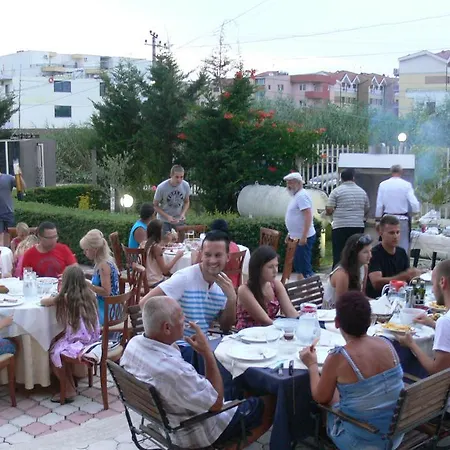 Hotel Akropoli 3*
