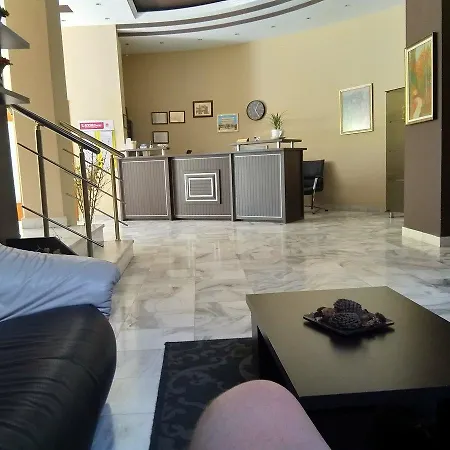 Akropoli 3* Kryemëdhej