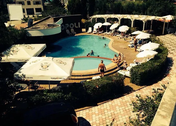 Akropoli Kryemëdhej