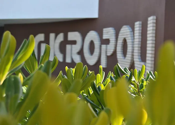 Akropoli 3* Kryemëdhej