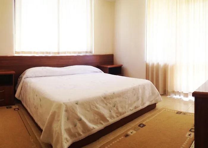 Akropoli 호텔 Kryemëdhej